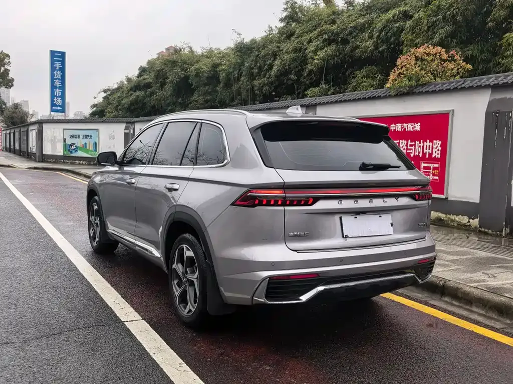 Geely Xingyue L — фото 10