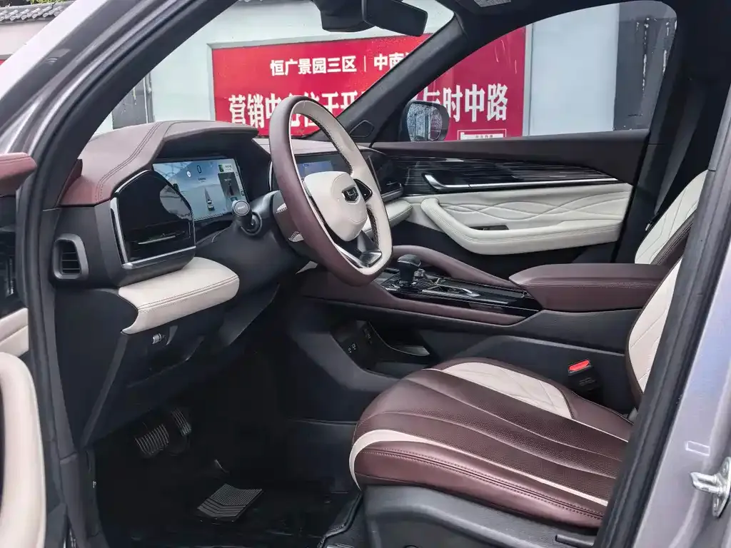 Geely Xingyue L — фото 3