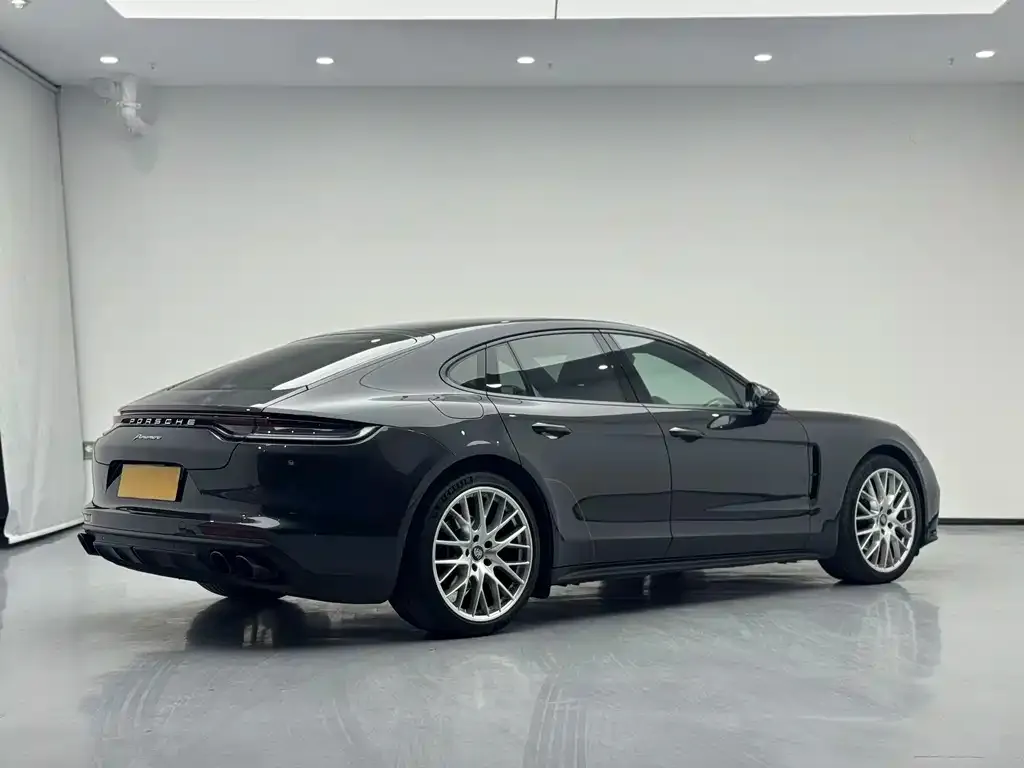 Porsche Panamera — фото 6