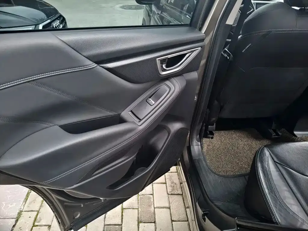 Subaru Forester 2021 из CN, фото 3