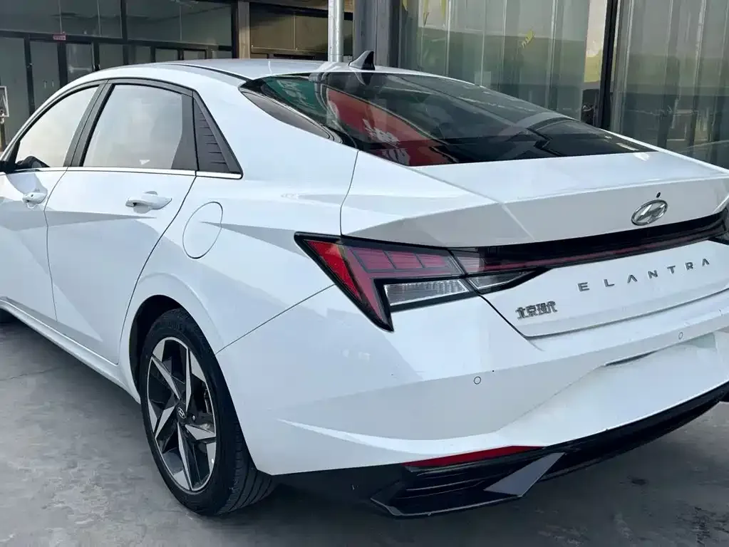 Hyundai Elantra 2022 из CN, фото 5