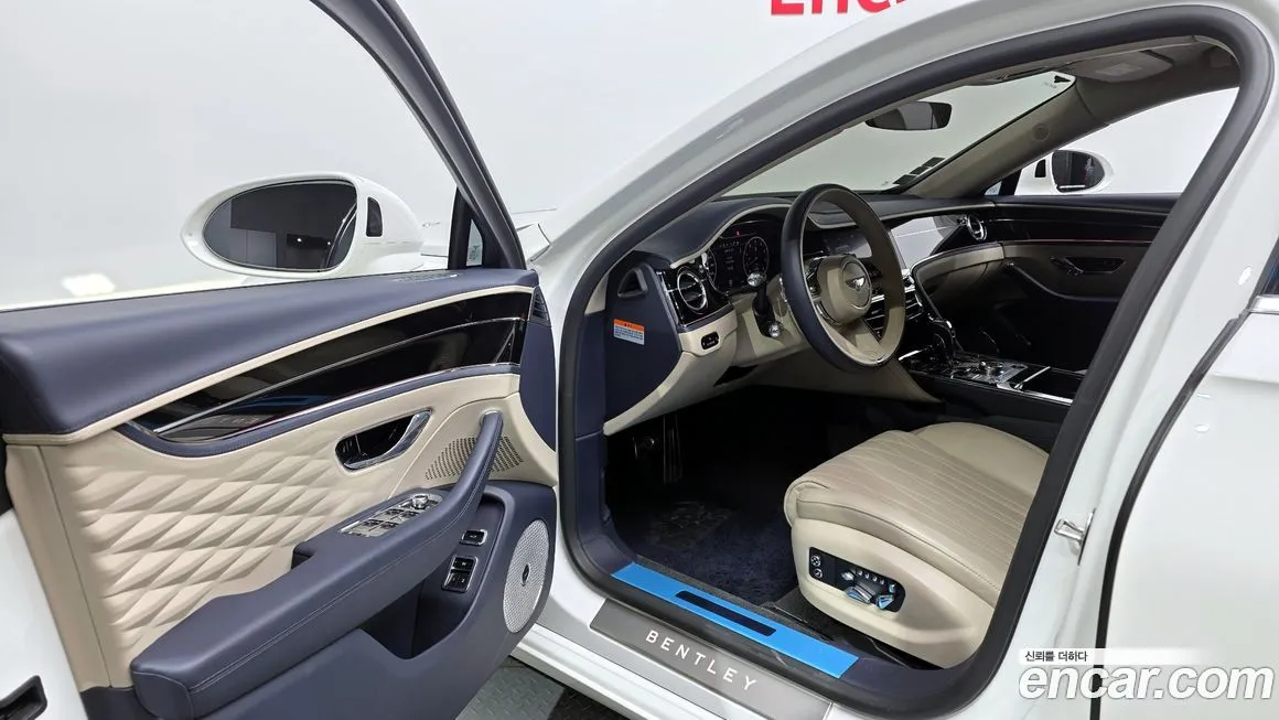 Bentley Flying Spur 2021 из KR, фото 8