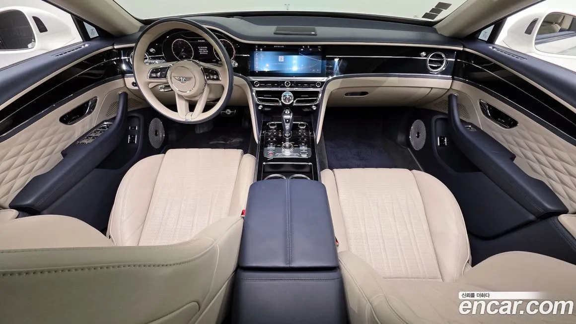 Bentley Flying Spur 2021 из KR, фото 9