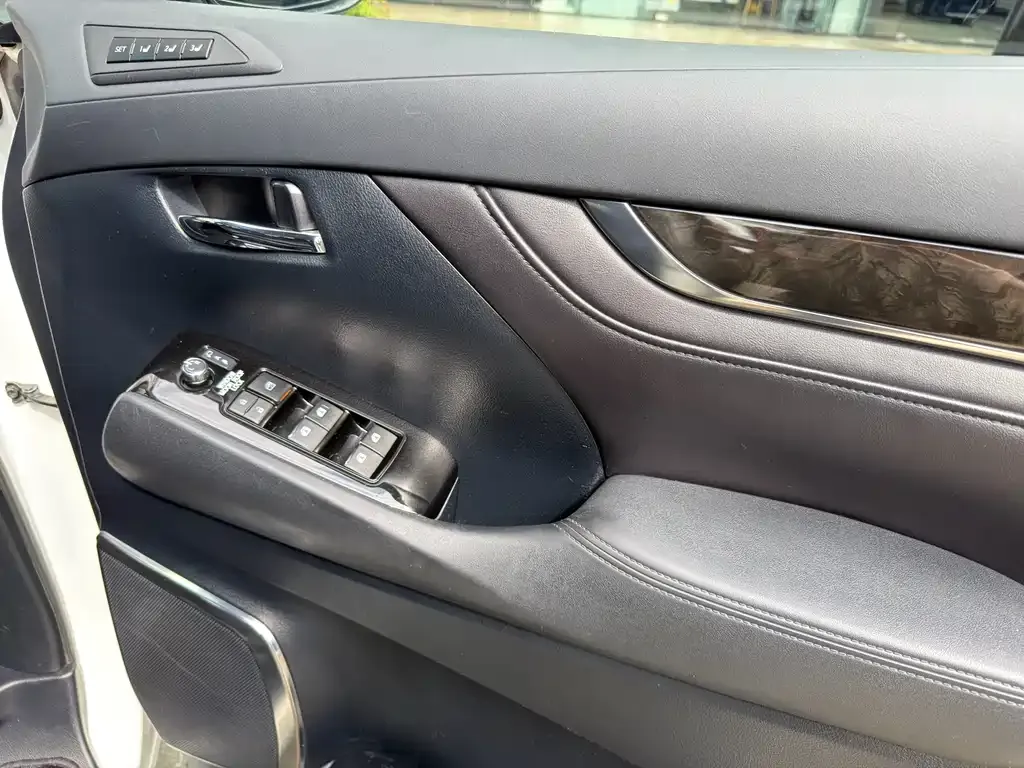 Toyota Alphard 2026 из CN, фото 5