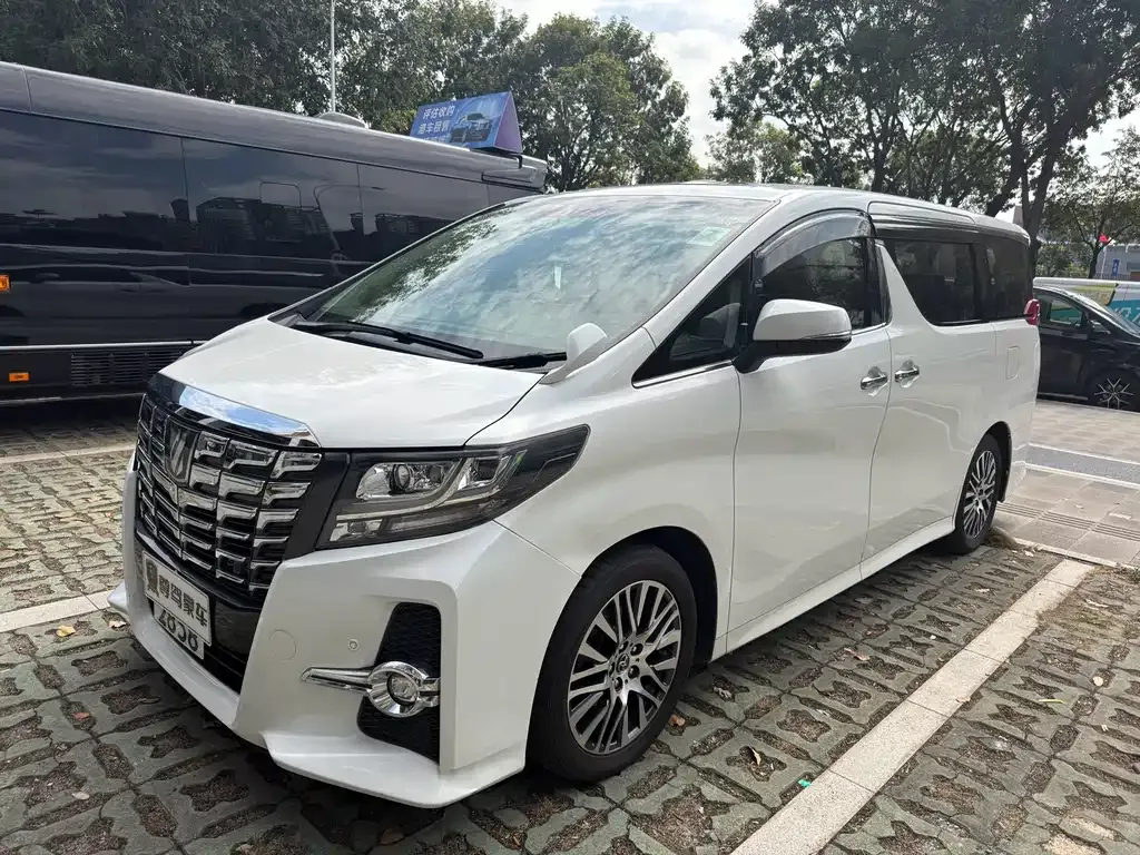 Toyota Alphard 2026 из CN, фото 10