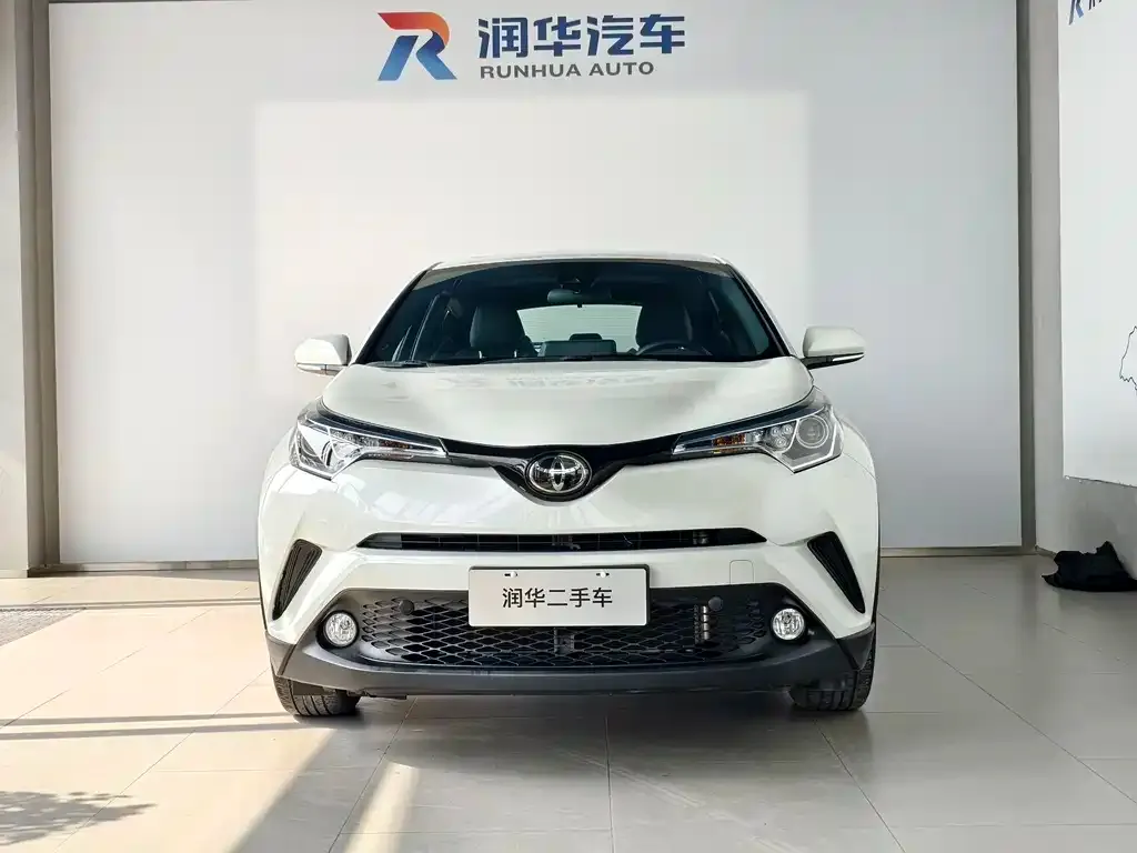Toyota C-HR — фото 7