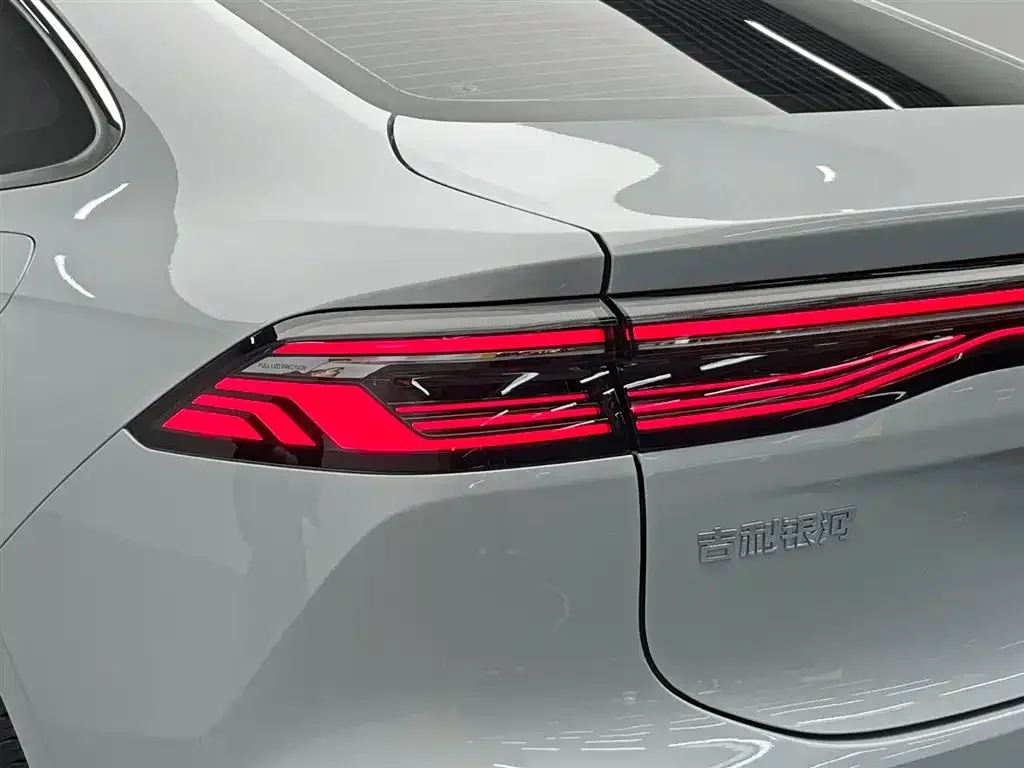 Geely 银河A7 2025 из CN, фото 3