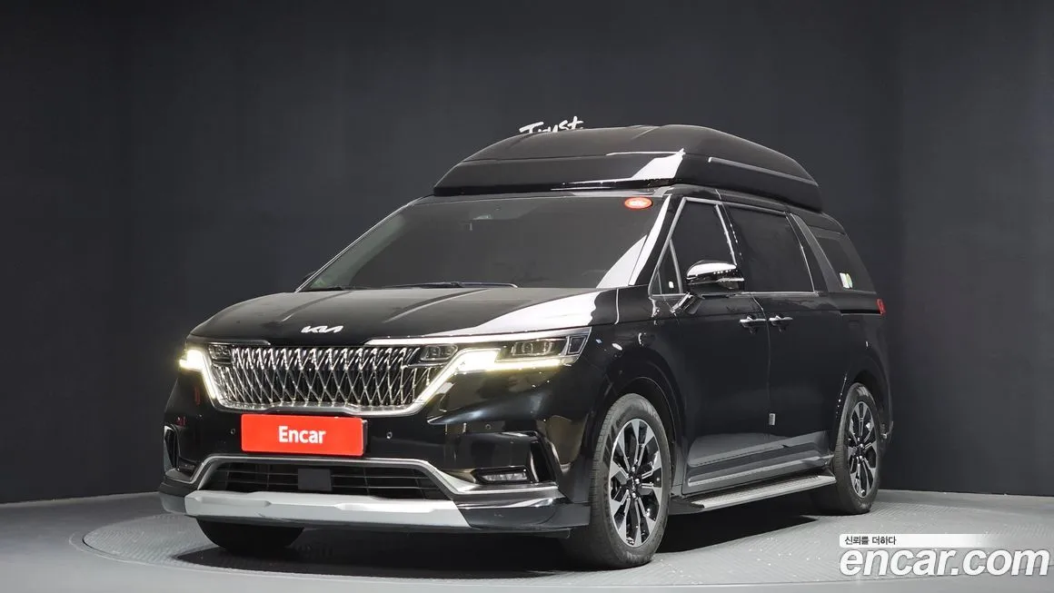 Kia Carnival — фото 1
