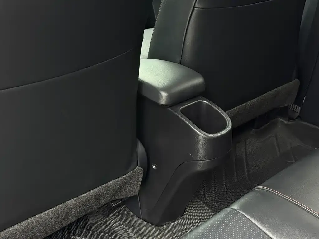 Toyota Yaris L 2022 из CN, фото 6