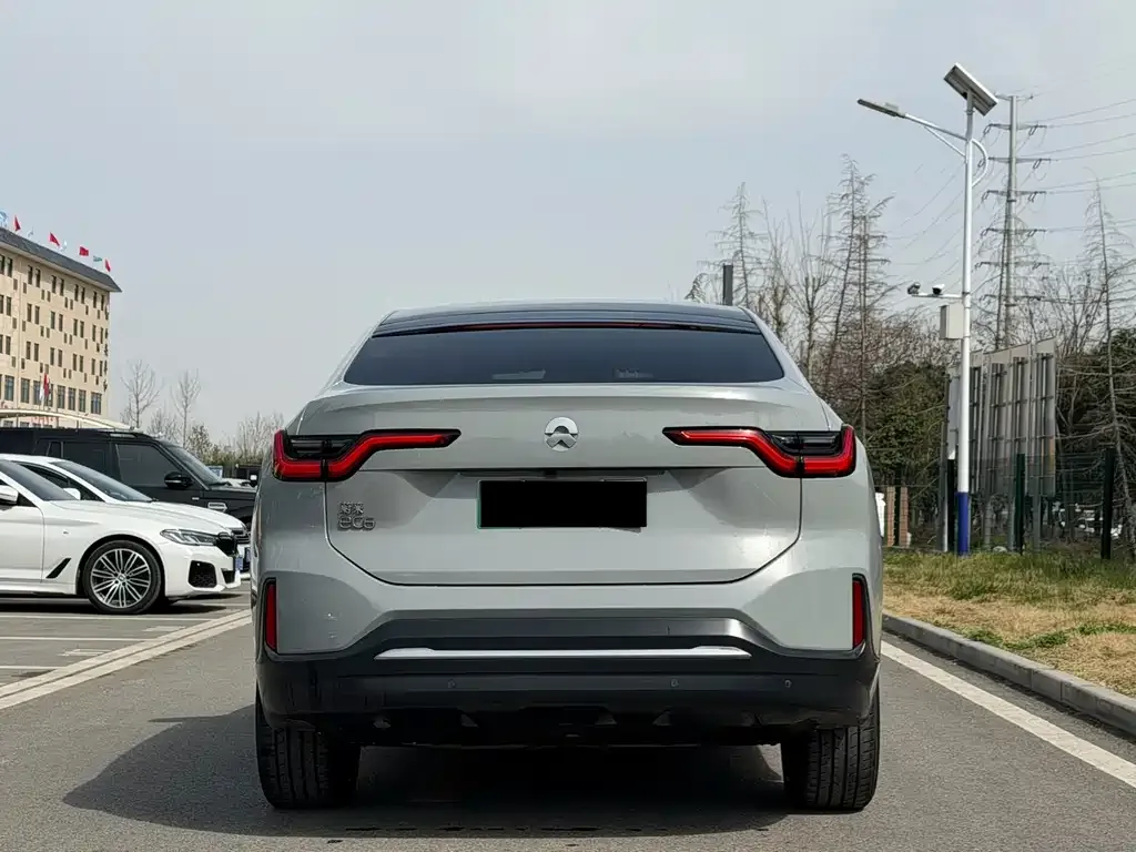 NIO EC6 — фото 8