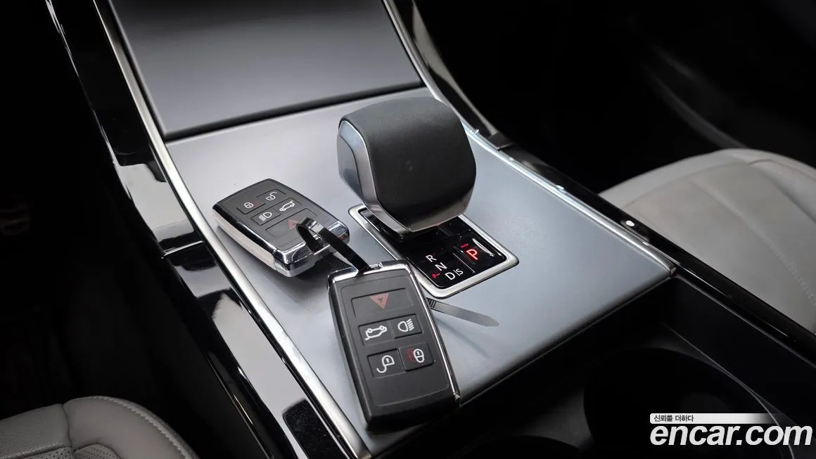 Land Rover Range Rover Evoque 2025 из KR, фото 7