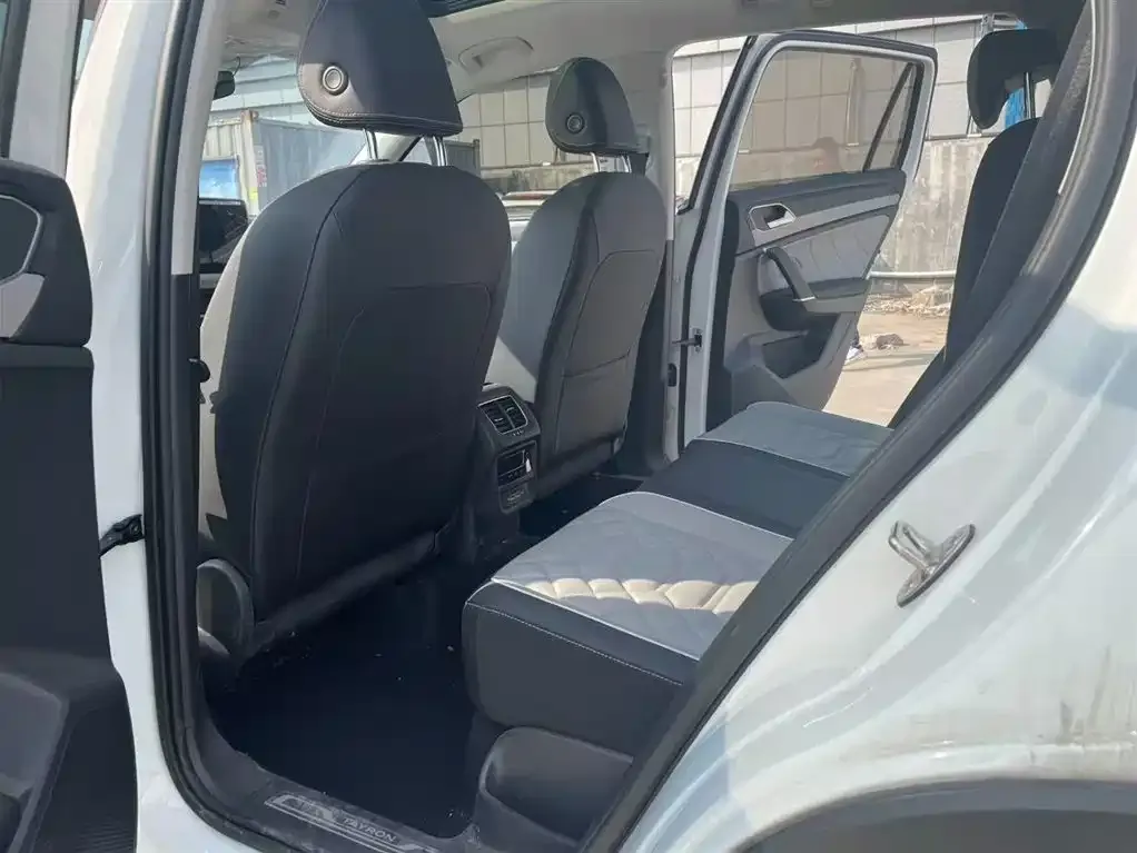 Volkswagen Tayron 2023 из CN, фото 3