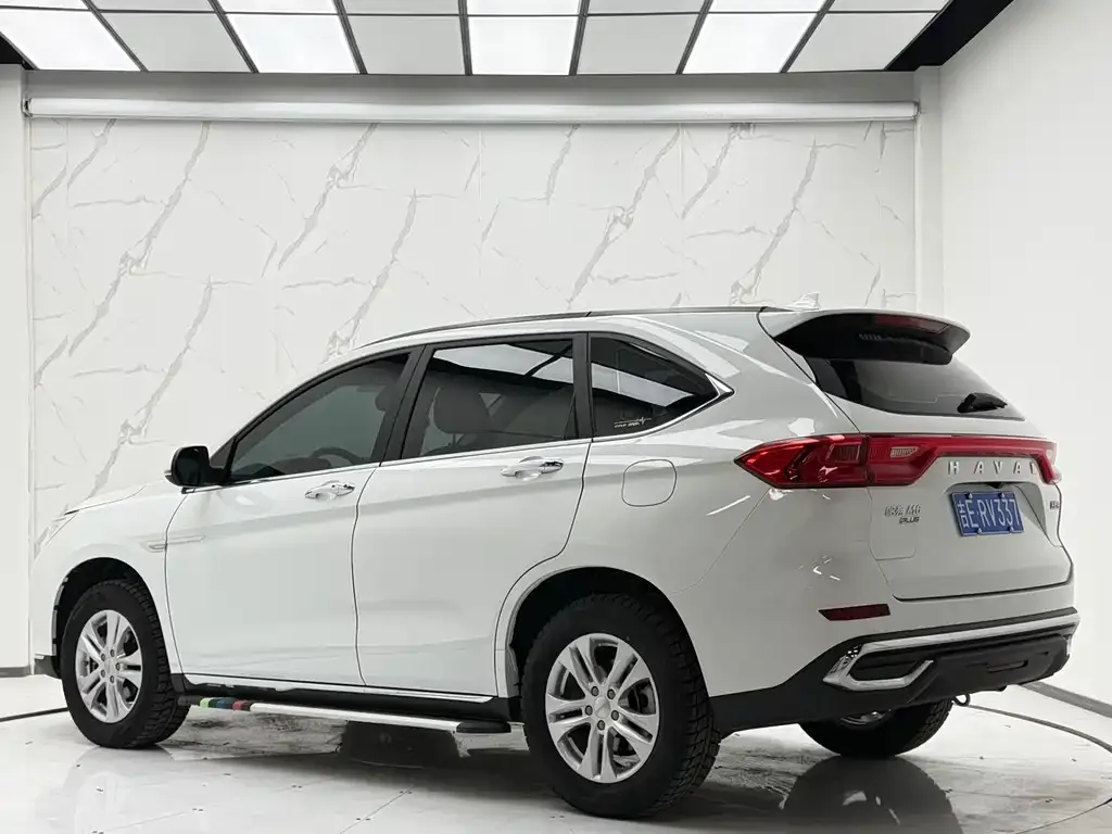 Haval M6 — фото 5