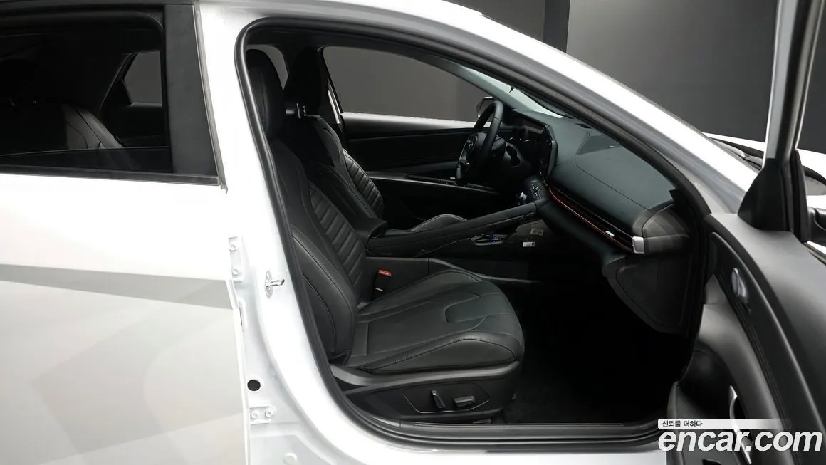 Hyundai AVANTE — фото 9