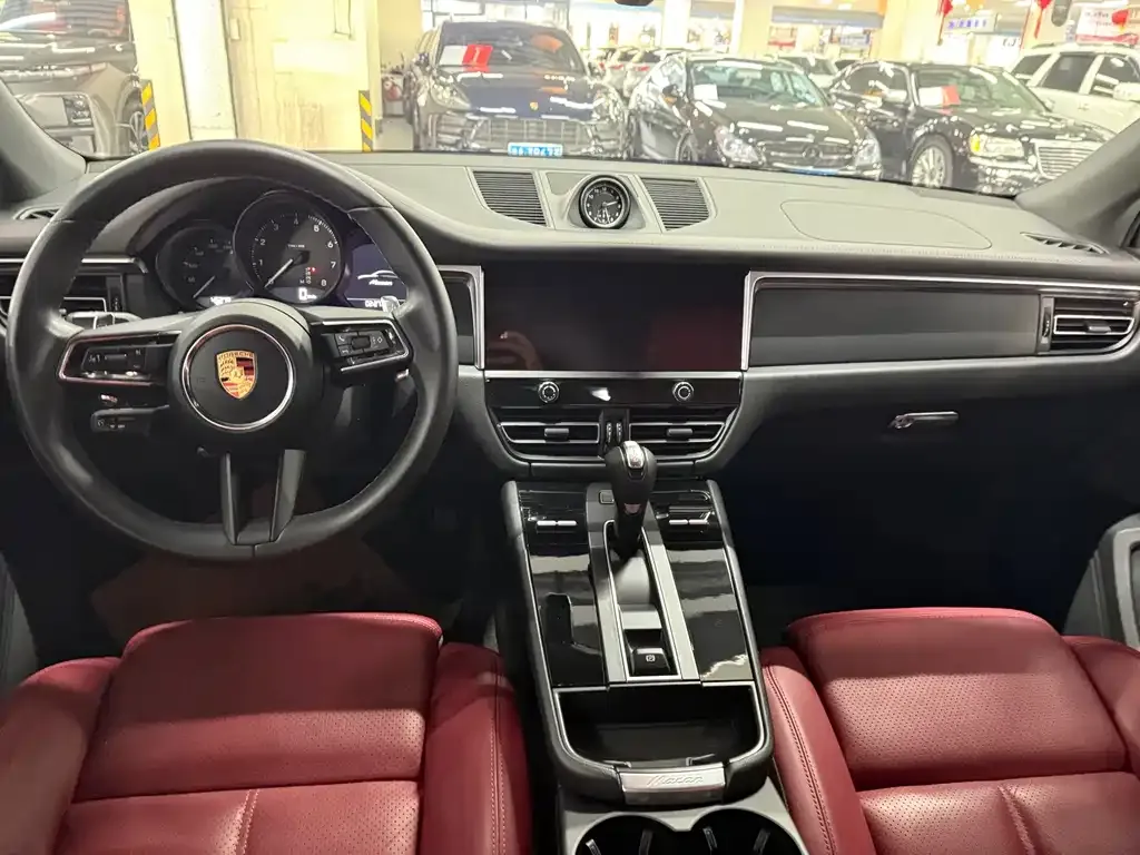 Porsche Macan 2023 из CN, фото 2