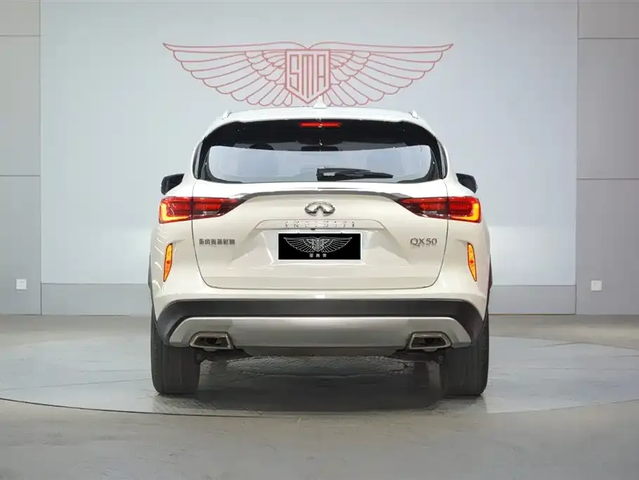 Infiniti QX50 2021 из CN, фото 7