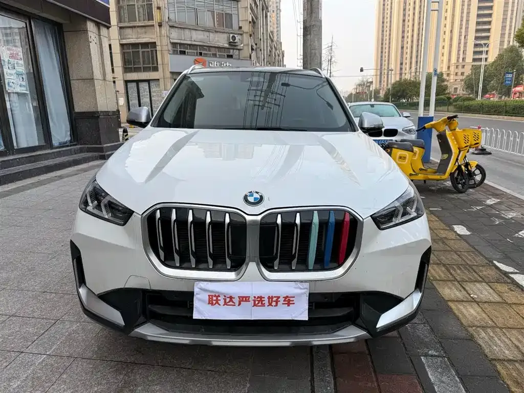 BMW X1 — фото 10