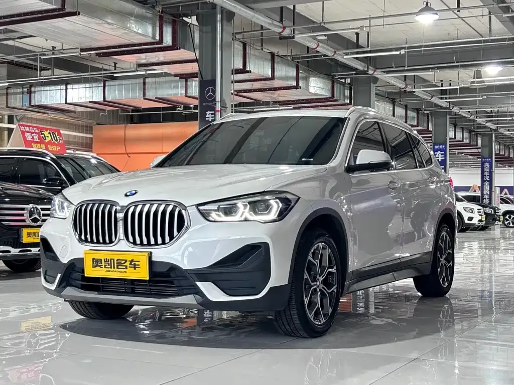 BMW X1 — фото 6