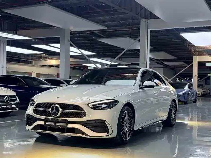 Mercedes-Benz C-Class — фото 1