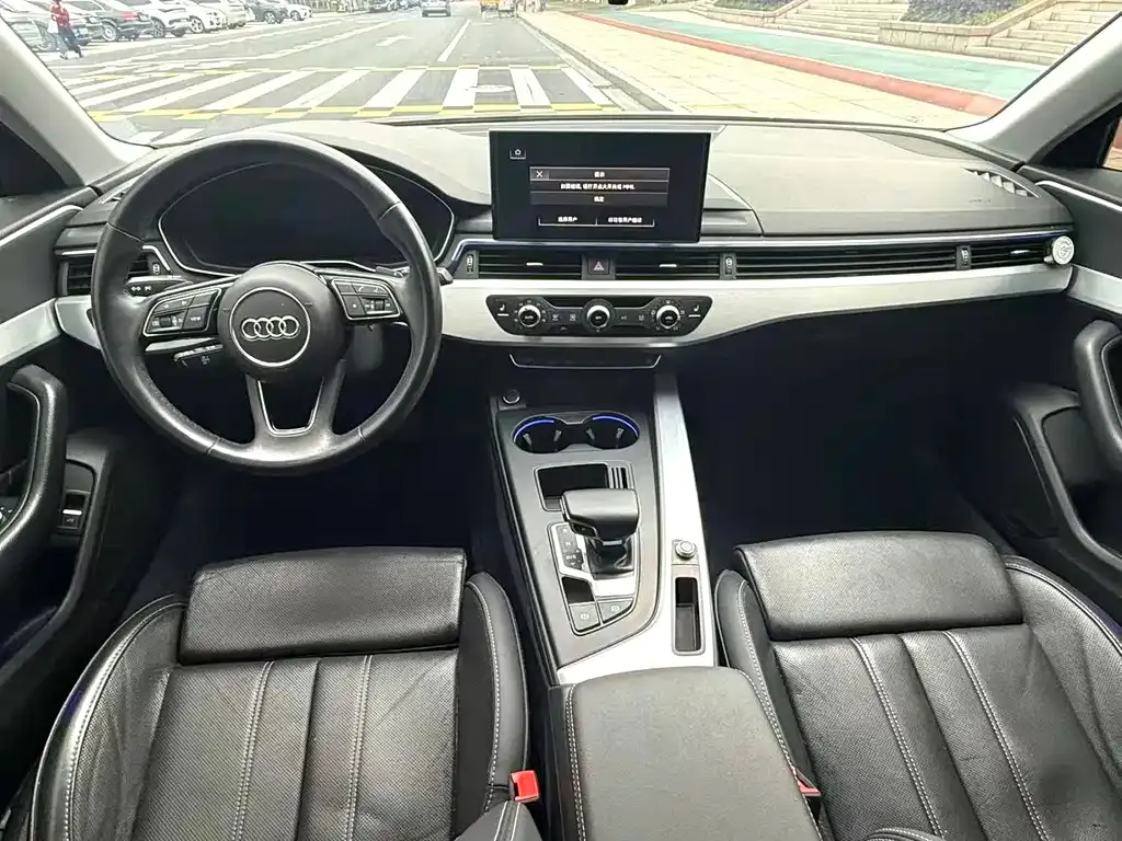 Audi A4L 2022 из CN, фото 7