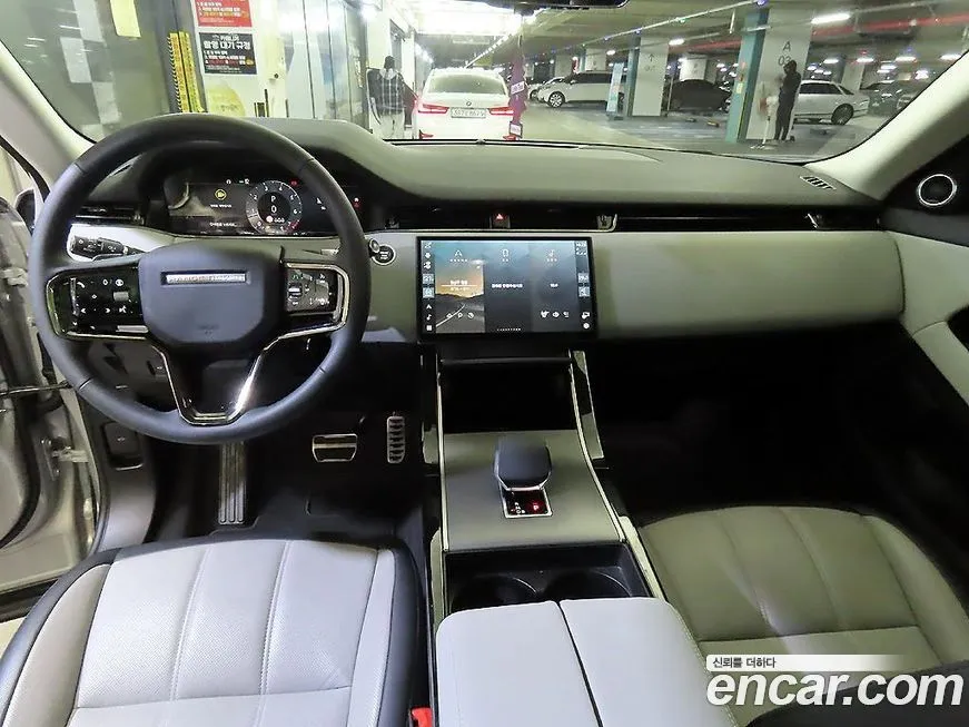 Land Rover Range Rover Evoque — фото 8
