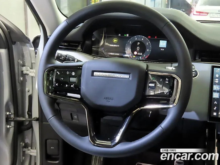 Land Rover Range Rover Evoque — фото 10