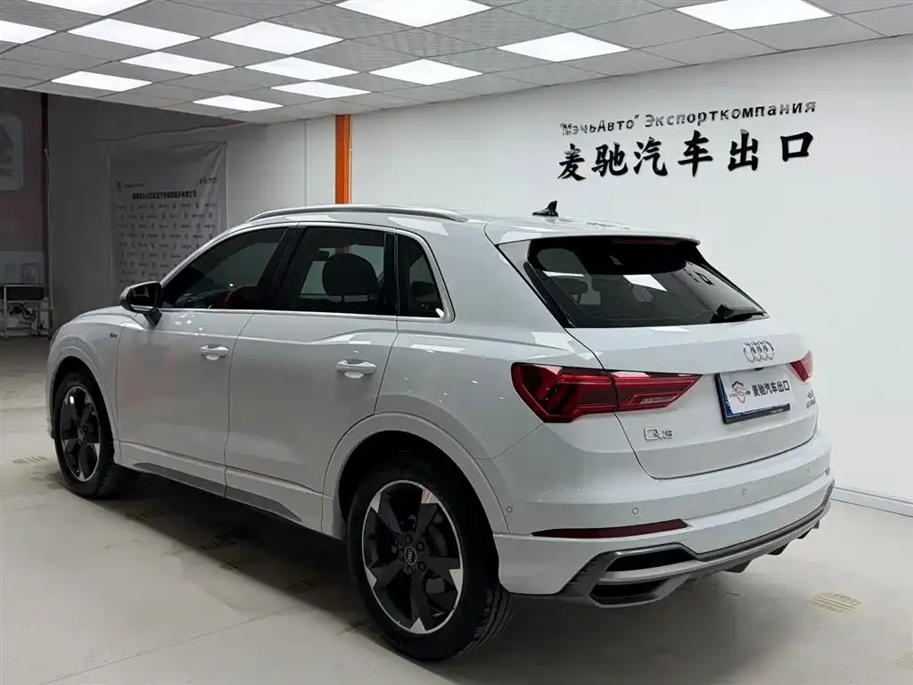 Audi Q3 — фото 5