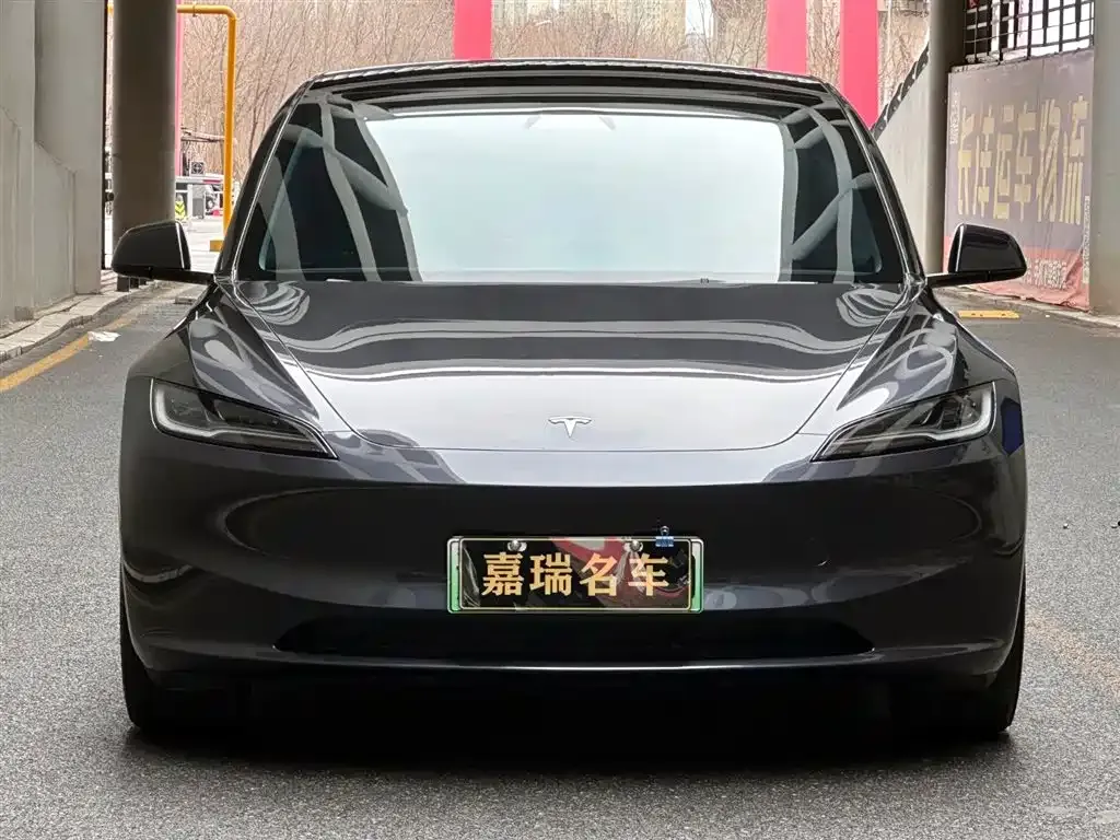 Tesla Model 3 — фото 6