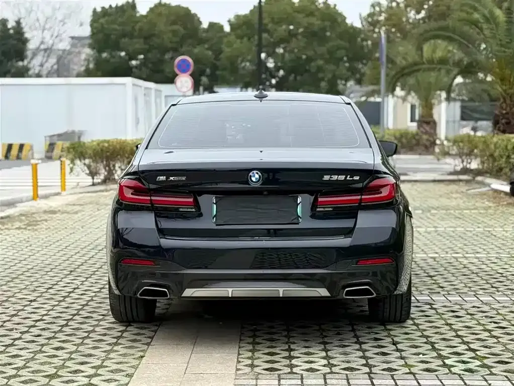 BMW 5 Series New Energy — фото 8