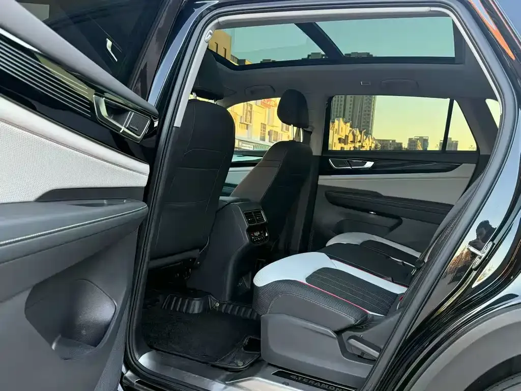 Volkswagen Teramont 2023 из CN, фото 2
