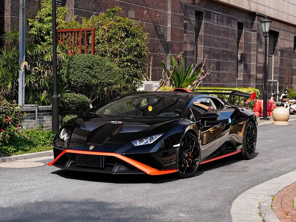 Lamborghini Huracan 2023 из CN, фото 1