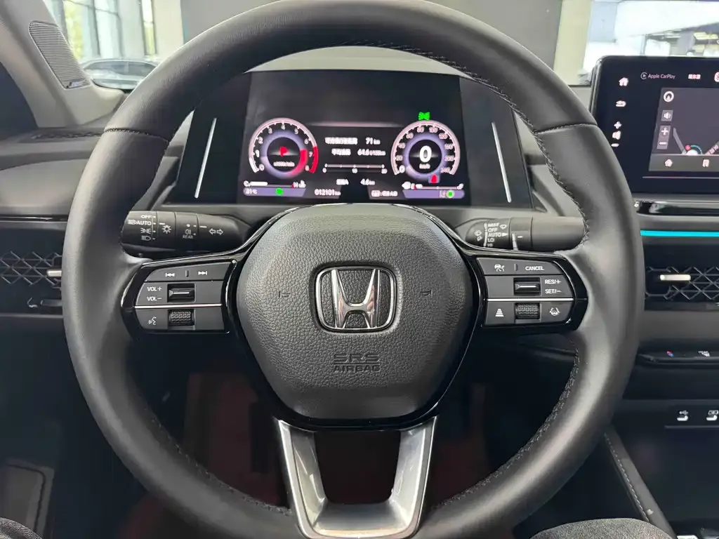 Honda Accord — фото 9