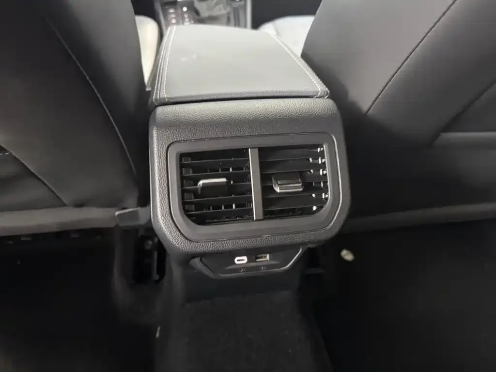 Volkswagen Lavida 2022 из CN, фото 5