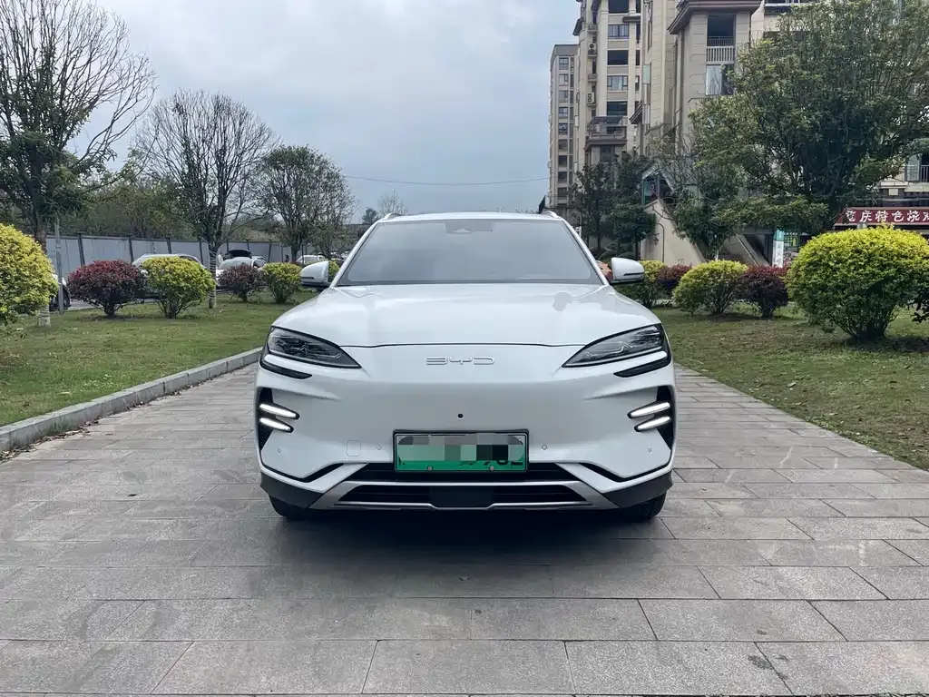BYD PLUS New Energy — фото 10