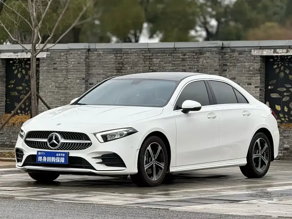 Mercedes-Benz A-Class — фото 1