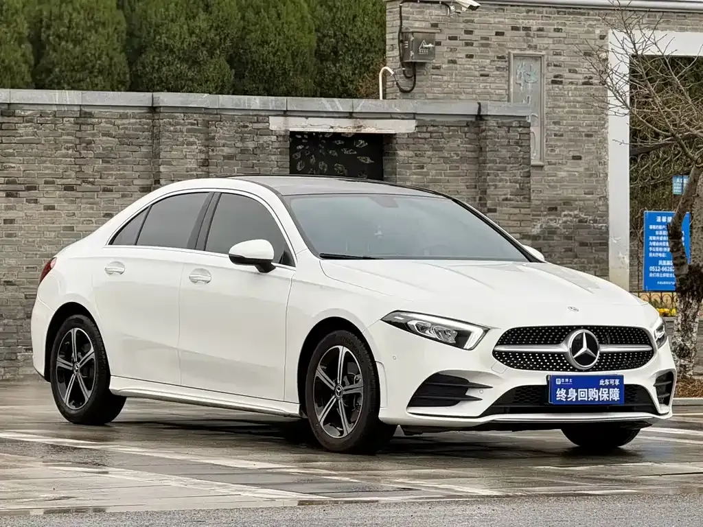 Mercedes-Benz A-Class — фото 6