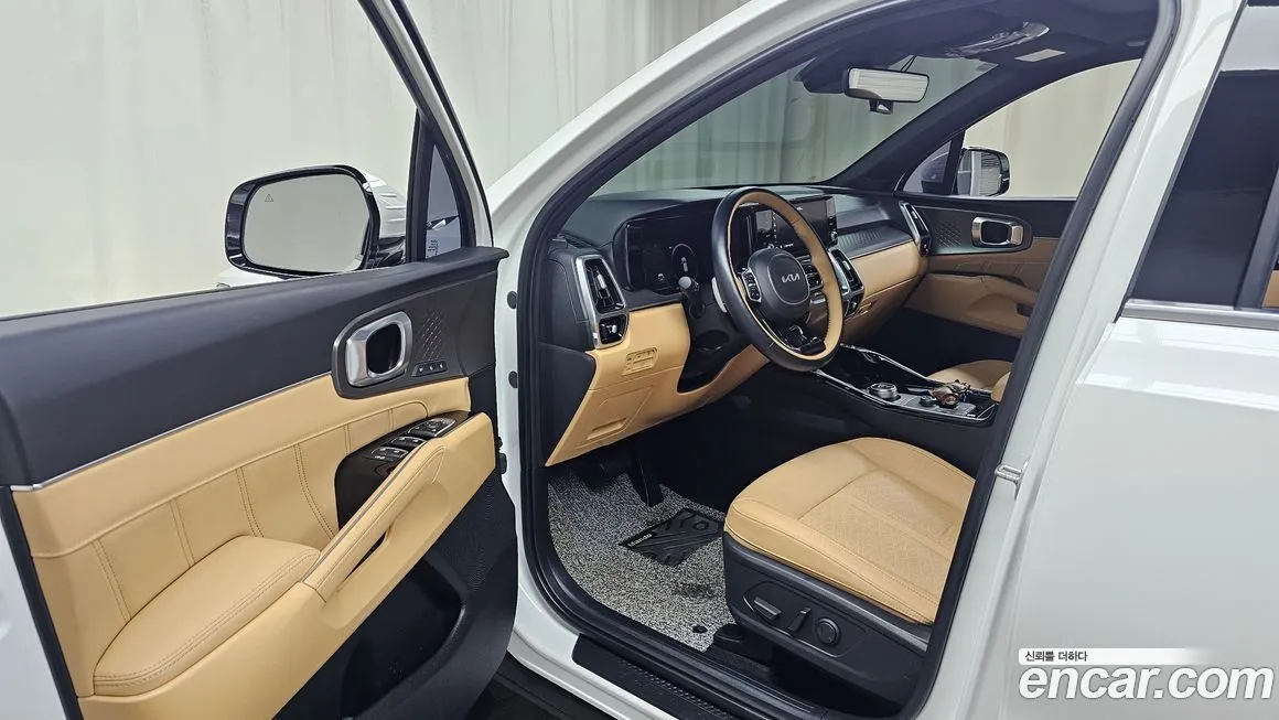 Kia Sorento — фото 6