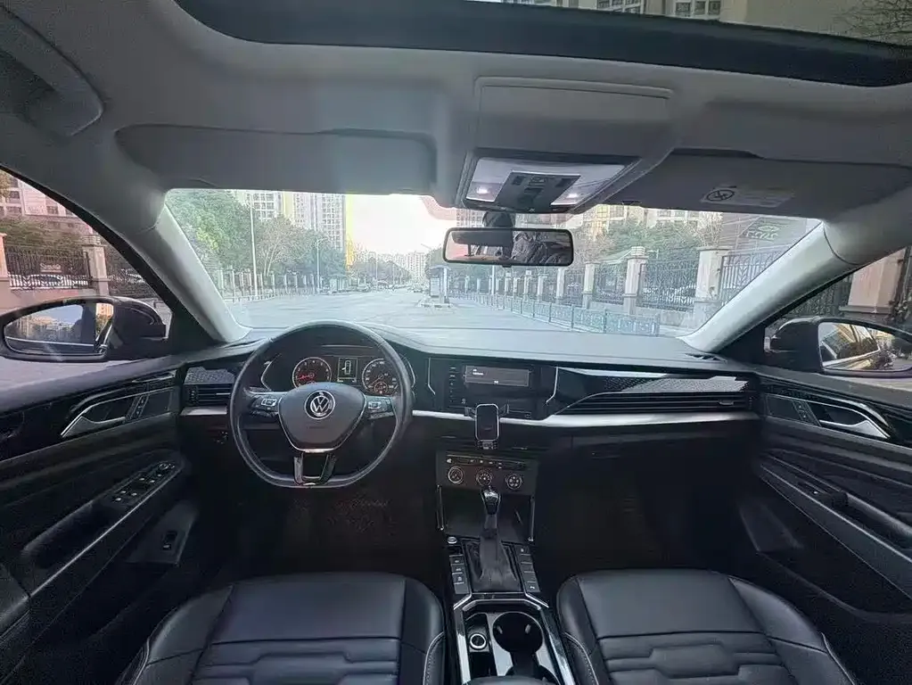 Volkswagen Passat — фото 6