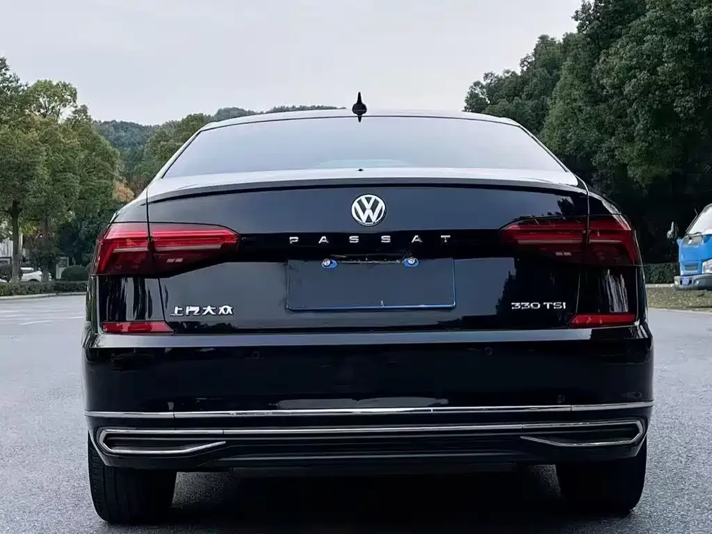 Volkswagen Passat — фото 3