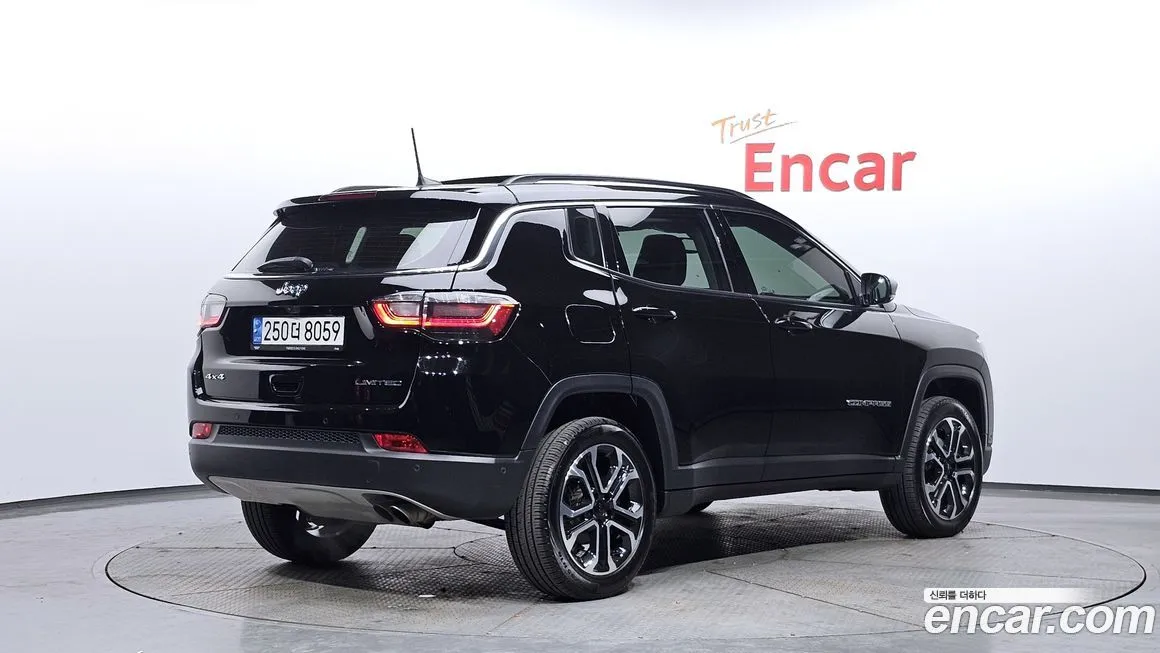 Jeep Compass 2022 из KR, фото 6