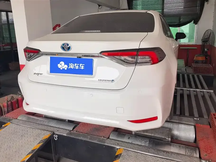 Toyota Corolla 2024 из CN, фото 7