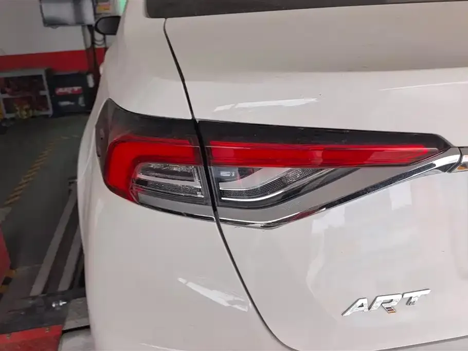 Toyota Corolla 2024 из CN, фото 2