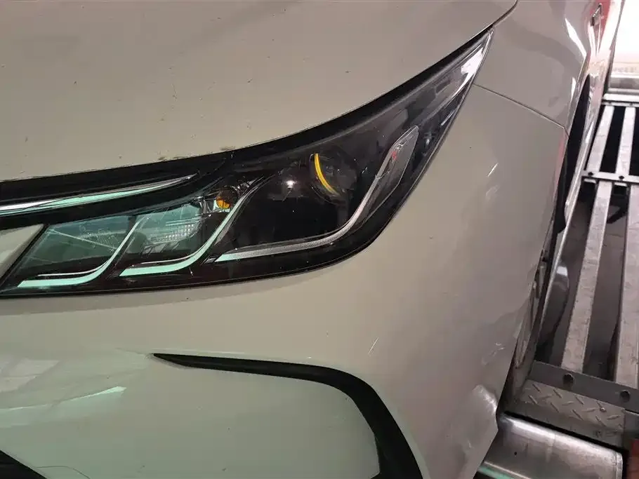 Toyota Corolla 2024 из CN, фото 3