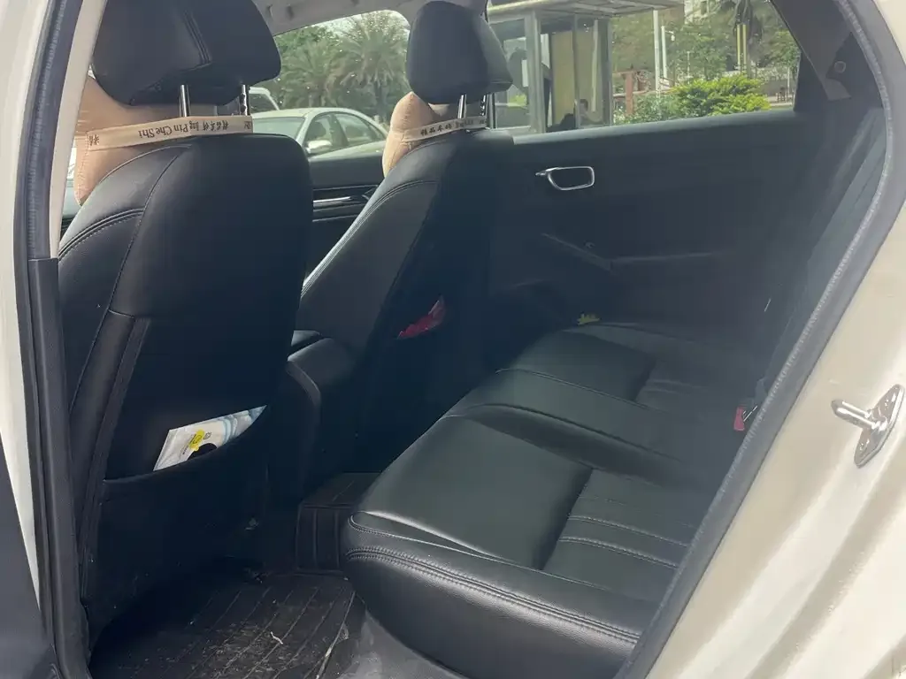 Honda Civic — фото 2