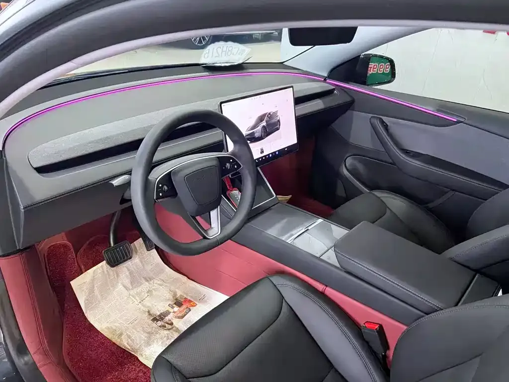 Tesla Model Y — фото 3