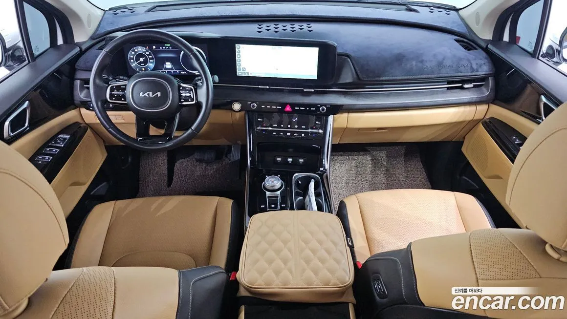 Kia Carnival — фото 10