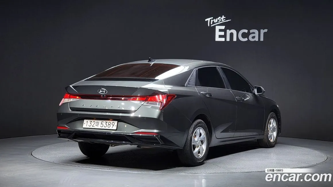 Hyundai AVANTE — фото 3