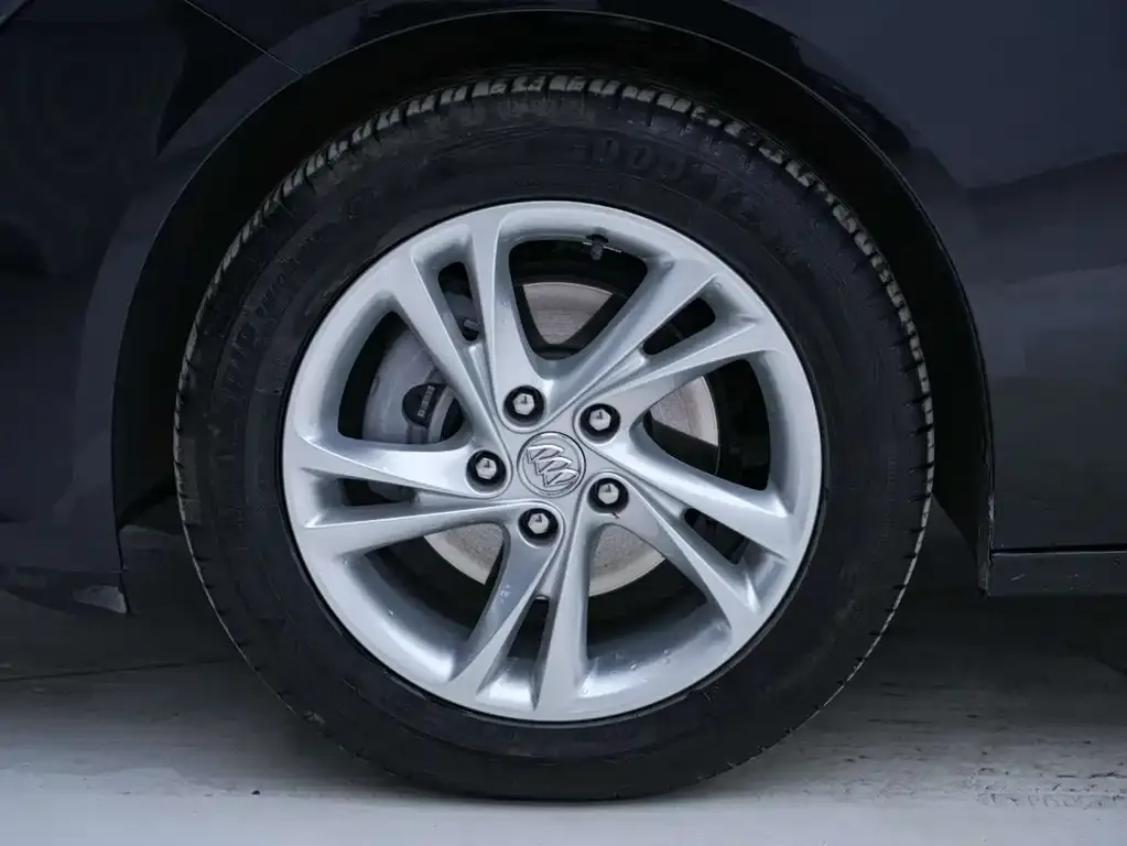 Buick Regal 2023 из CN, фото 2