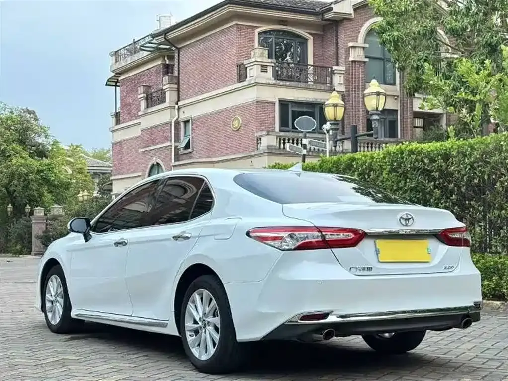 Toyota Camry 2023 из CN, фото 6
