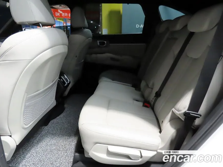 Kia Sorento — фото 5